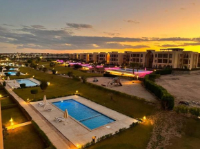 Modern 2-Bedroom in New Resort with Private Pools